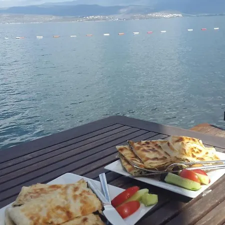 Апартаменты Odek's Seaview