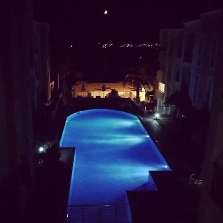 Odek's Seaview Апартаменты Гюллюк