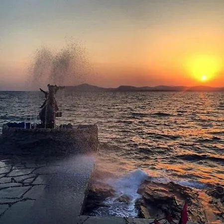 Odek's Seaview Апартаменты