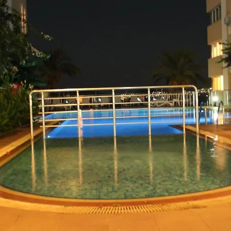 Odek's Seaview Апартаменты Гюллюк