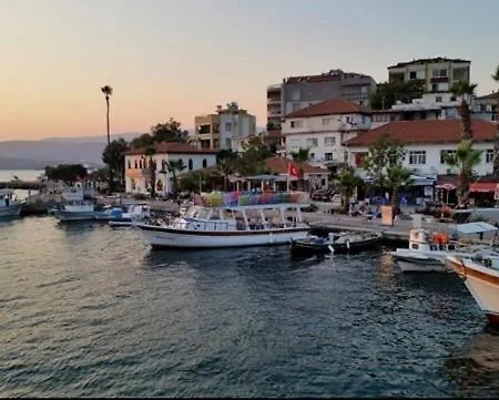 Apartment Odek's Seaview Gulluk